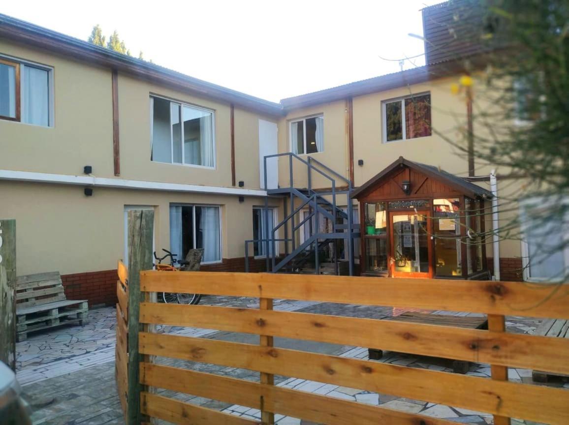 Hostel Elal El Calafate Luaran gambar