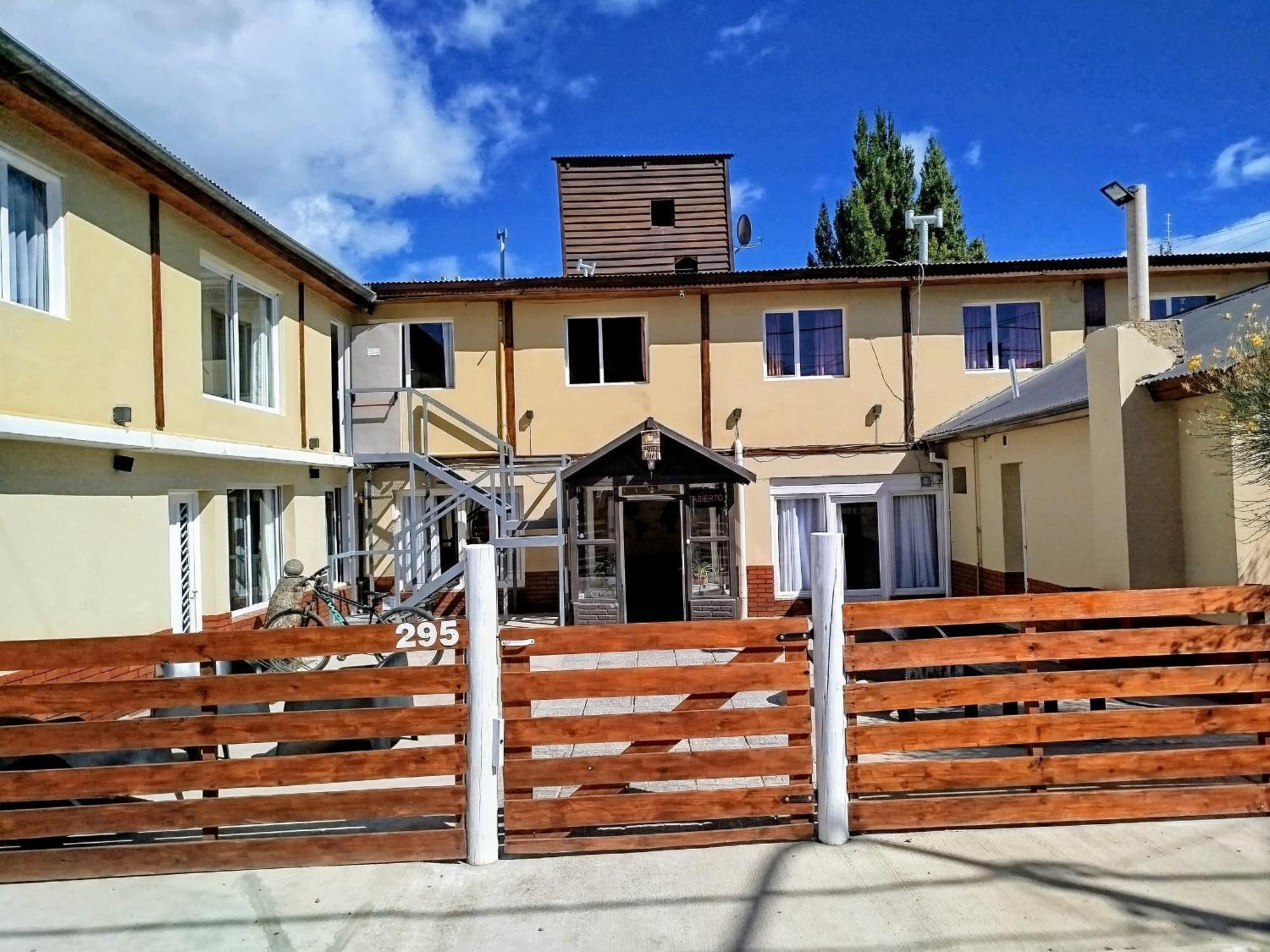 Hostel Elal El Calafate Luaran gambar